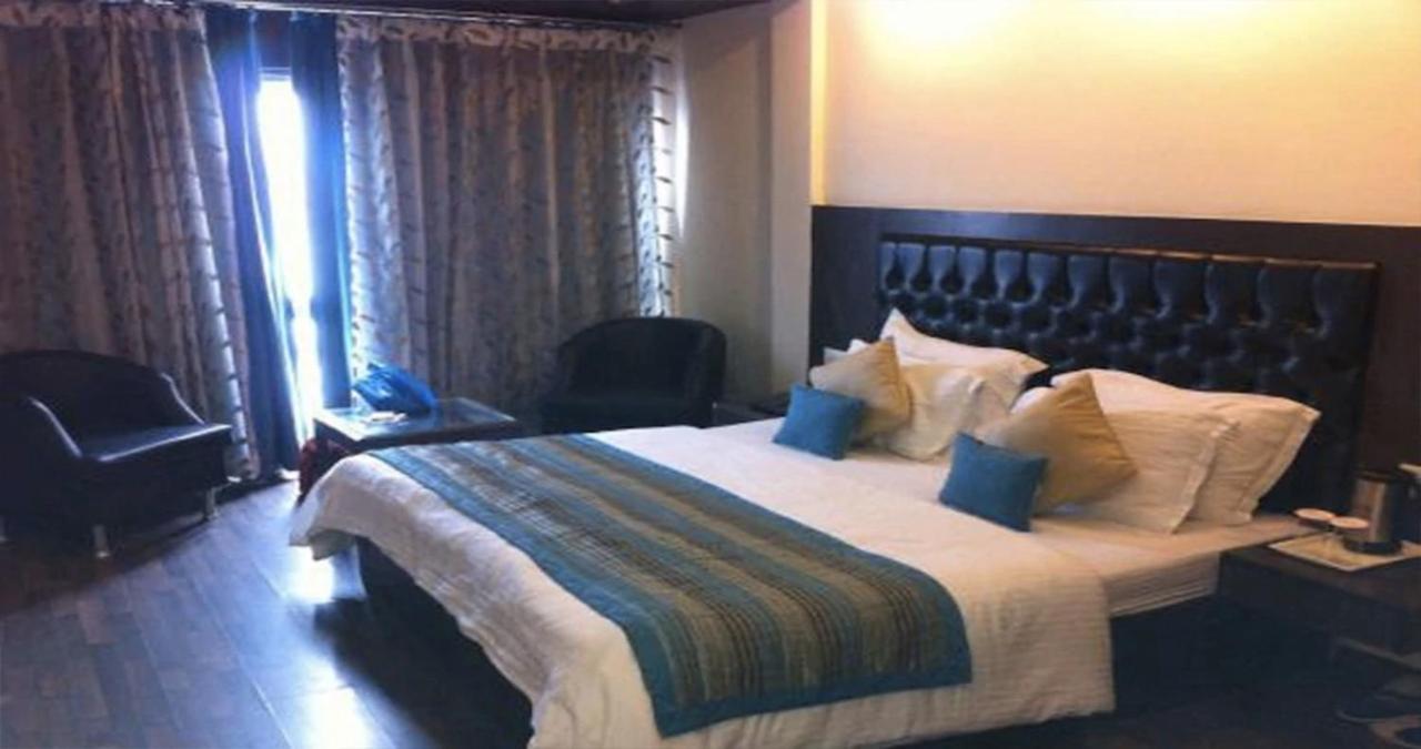Sanobar The Midtown Hotel Mussoorie Ngoại thất bức ảnh